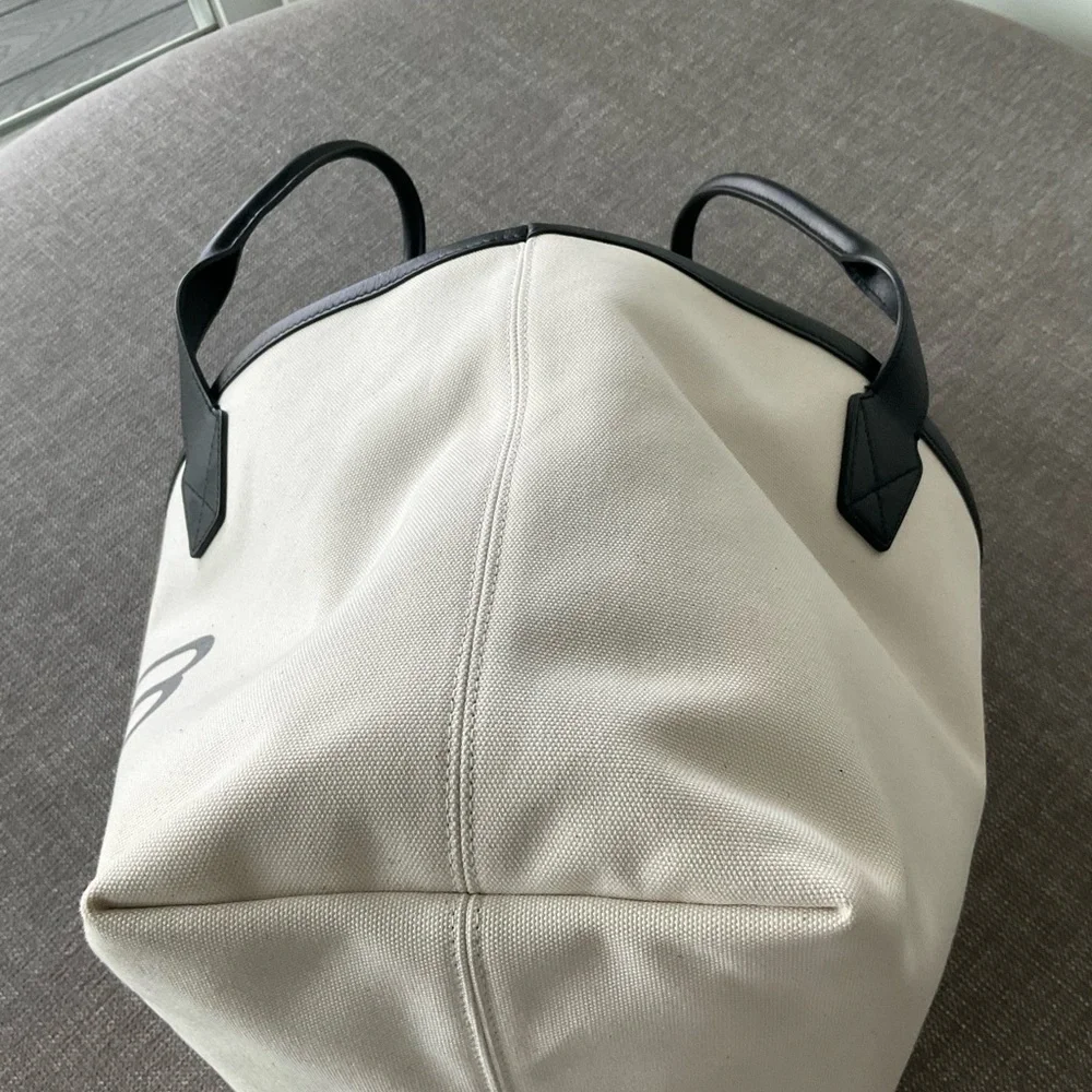 Balenciaga Tote JUMBO Ivory & Black Canvas Bag - Picture 5 of 13